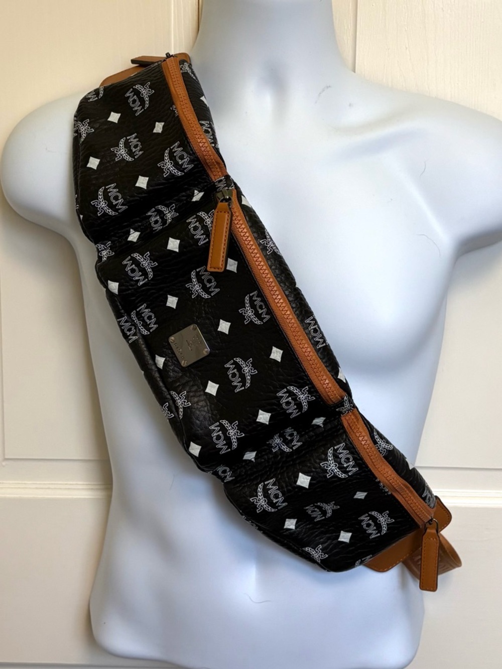 Authentic MCM Visetos 3 Pocket Belt Bag Black Cognac Fanny Pack Crossbody Sling